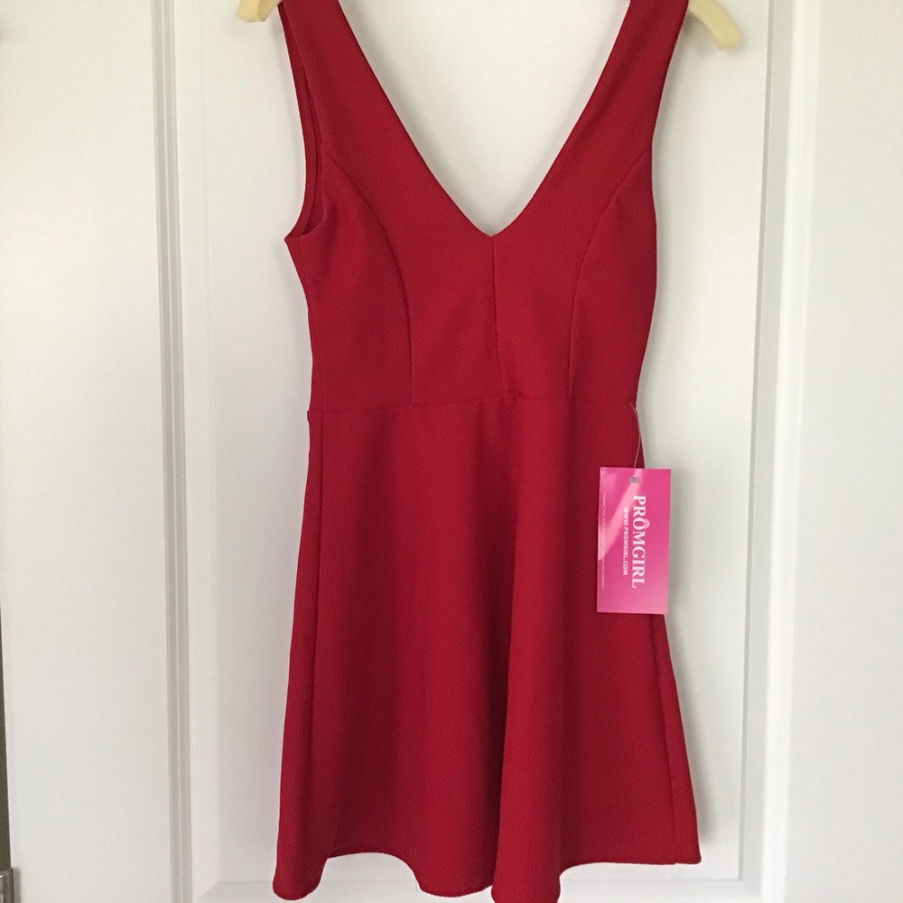 Dress Size Medium Red New With Tags Stretch